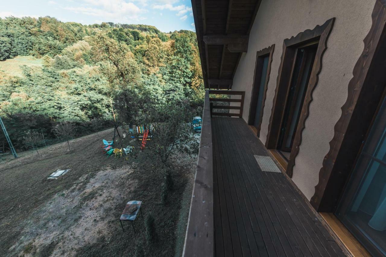 Pensiunea Valea Cu Salcami Alsóvisó Kültér fotó